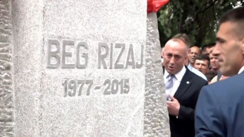 Haradinaj: Mosmarrëveshja në zbulimin e shtatores së Beg Rizajt nuk kishte të bëjë me mua, ndërhyra ta qetësoj situatën