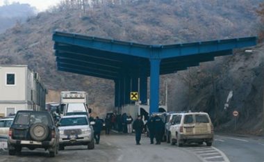 Autobusi me pelegrinë nga Serbia pasi hyn në Kosovë, kthehet mbrapsht nga Policia