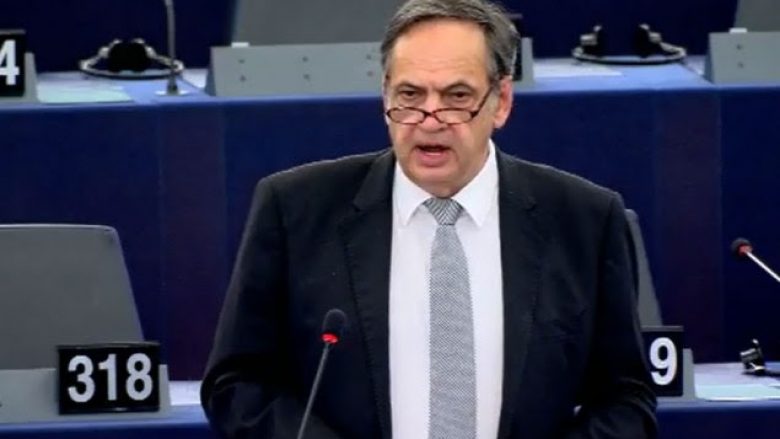 Fleckenstein: Të hapen negociatat me Shqipërinë, kushtet janë plotësuar