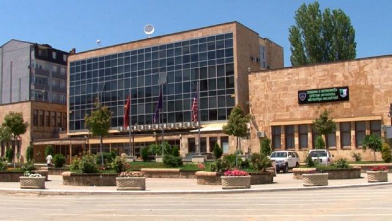 1 maji, bizneset në Mitrovicë sot nuk punojnë