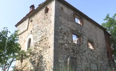 Kulla historike në Voksh të Deçanit rrezikon të rrënohet (Video)