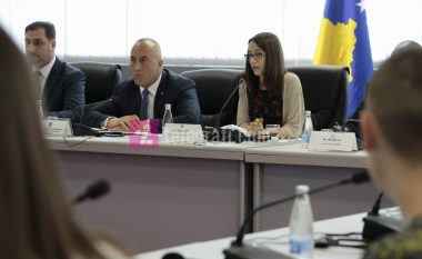 Haradinaj: Duhet t’i ruajmë fëmijët