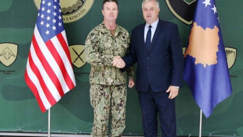 Ministri Berisha takon komandantin e Operacioneve Speciale të NATO-s, Colin J. Kilrain