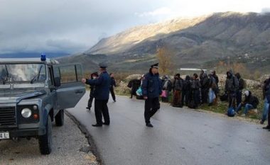 Kapen 11 sirianë në kufi, kërkojnë azil politik në Shqipëri