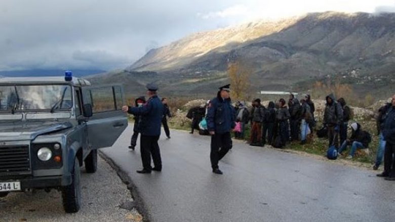 Kapen 11 sirianë në kufi, kërkojnë azil politik në Shqipëri