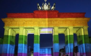 Presidenti gjerman kërkon falje nga homoseksualët