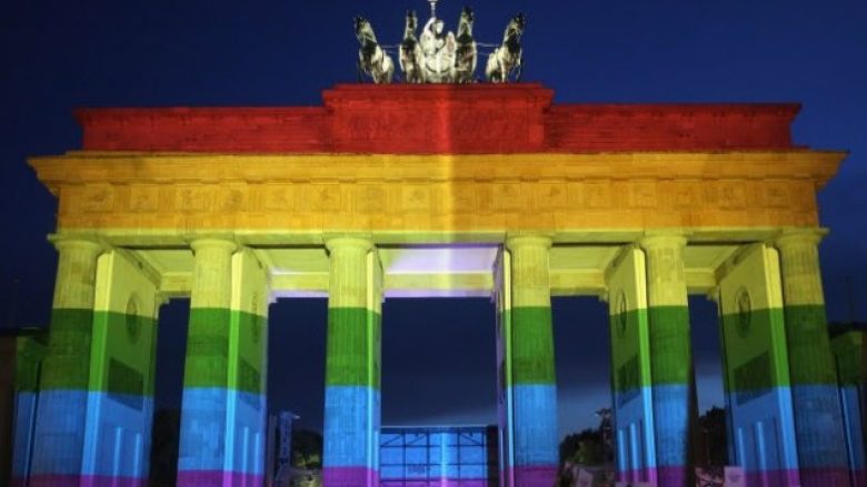 Presidenti gjerman kërkon falje nga homoseksualët