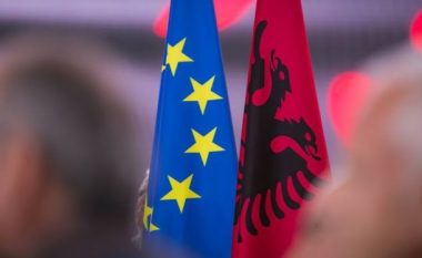 Dailymail shkruan për anëtarësimin e Shqipërisë në BE