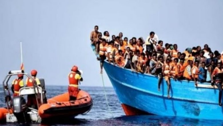 Emigrantët e refuzuar, anijen me 629 persona nuk e pranon asnjë shtet