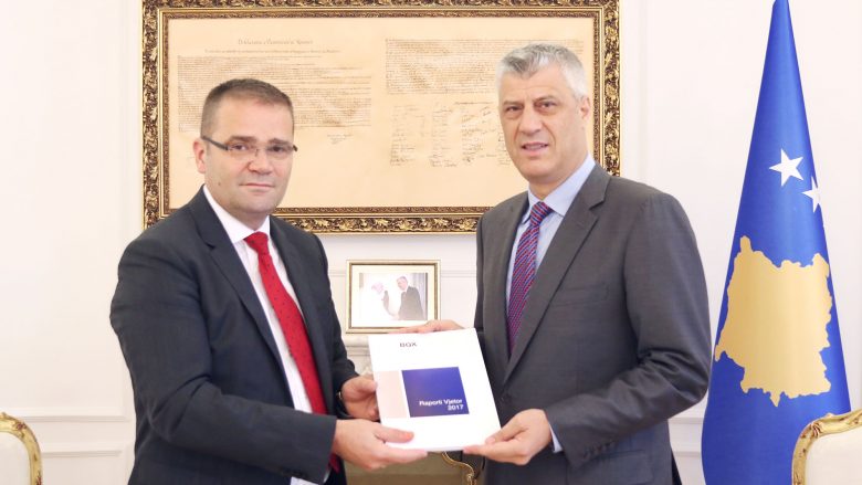Presidenti Thaçi dhe Guvernatori Mehmeti flasin për punën e BQK-së