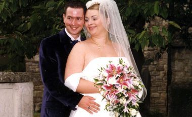 Për 14 vite ishin të martuar, dhe nuk e dinte se burrin e kishte pedofil – kur policia trokiti në derën e çiftit anglez gjithçka u zbulua (Foto)