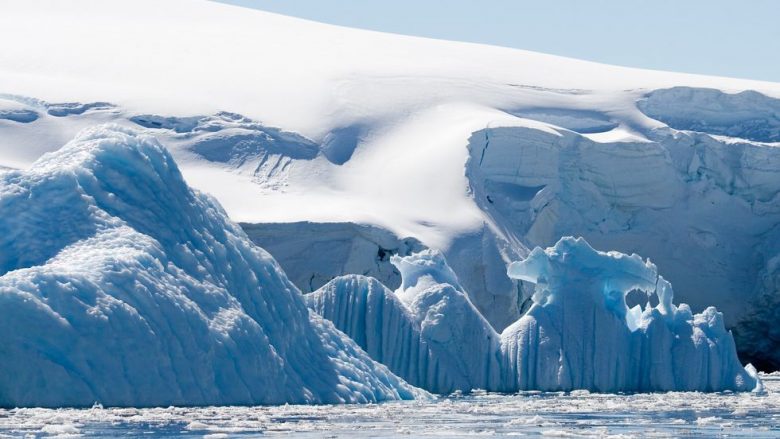 Shkencëtarët zbulojnë vendin më të ftohtë në Tokë, temperaturat arrijnë deri në minus 97 gradë celsius (Foto/Video)