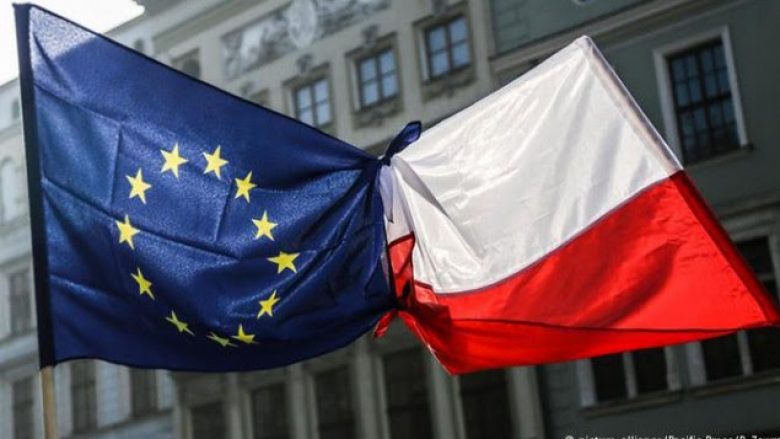 KE procedurë ndaj Polonisë për reformën në Gjykatën e Lartë