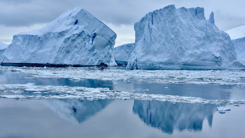 Ngritja e tokës shkëmbore në Antarktik çrregullon tërë botën