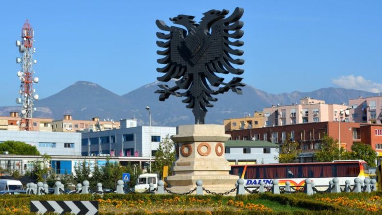 Shqipëria bën përparim në luftën kundër korrupsionit