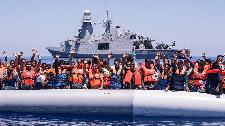 Shpëtohen 270 emigrantë në ujërat e Libisë