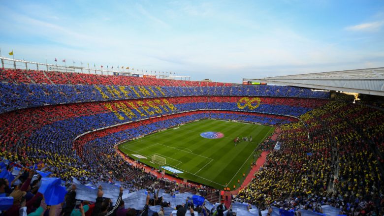 Barcelona ka pasur 900 milionë euro të hyra në sezonin e kaluar