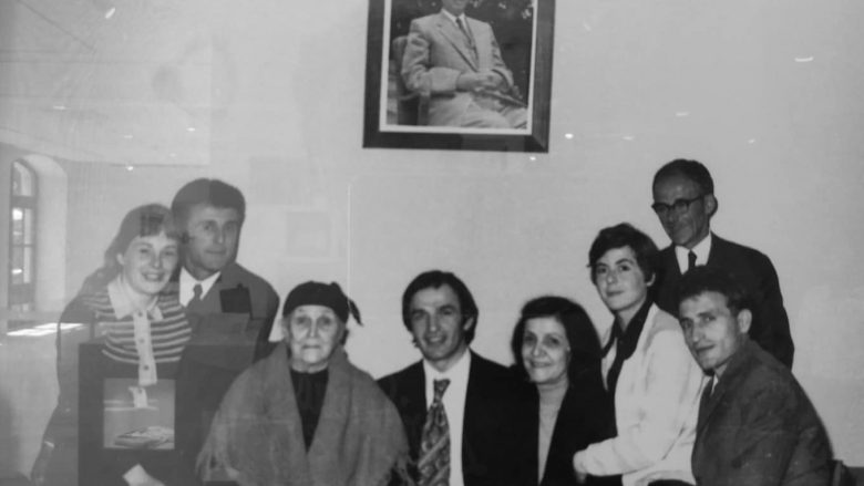 Kujtimet e Bekim Fehmiut, nga vizita e parĕ në Shqipëri
