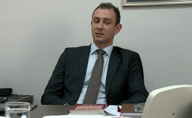 Medarski mohon se zyra e avokatisë së tij është e lidhur me firmën që fitoi tender