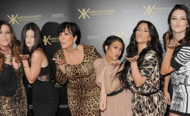 Kylie Jenner: Meshkujt nuk po mund ta përballojnë mënyrën e jetesës së Kardashianëve