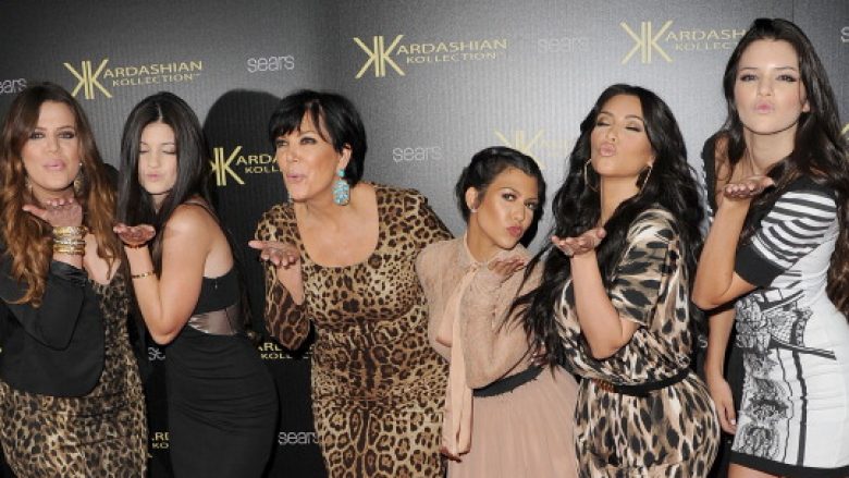 Kylie Jenner: Meshkujt nuk po mund ta përballojnë mënyrën e jetesës së Kardashianëve