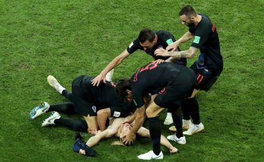 Kroacia fiton dramën e penalltive ndaj Rusisë, kalon në gjysmëfinale të Botërorit