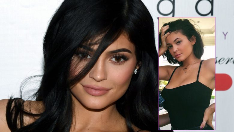 Kylie Jenner thotë se i ka larguar mbushësit dhe tash i ka buzët natyrale