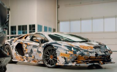 Lamborghini Aventador SVJ duket se është gati për një rekord të ri (Video)