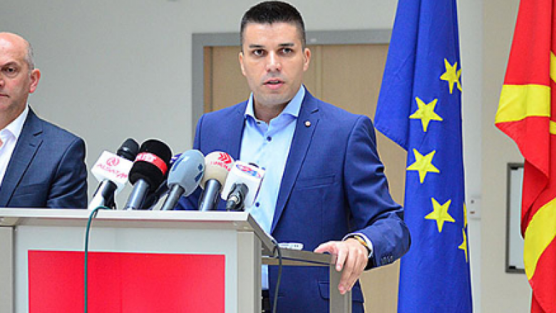 Ljupço Nikollovski kërkon që Kosova ta tërheq vendimin për rritjen e doganave