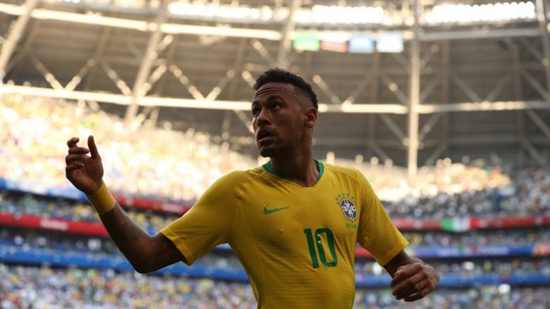 Neymar kalon Brazilin në epërsi ndaj Meksikës