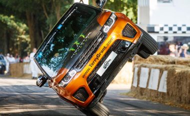 Range Rover Sport shënon rekordin e ri të lëvizjes në dy rrotë (Video)