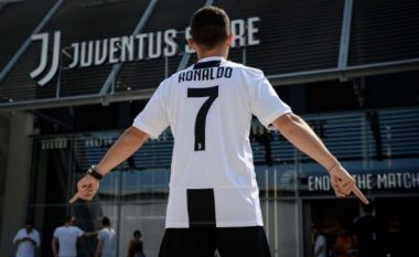 Juventusi zbulon planin e prezantimit të Ronaldos