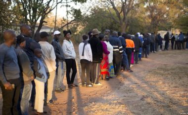 Zimbabveja voton për herë të parë pa Mugaben
