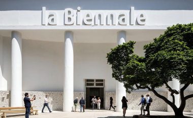 Provokimi i Bienales së Venecias