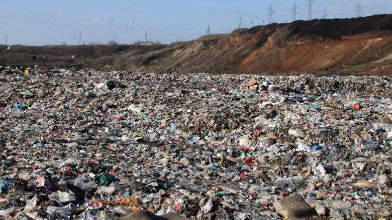 Në Kosovë janë 1572 deponi ilegale të mbeturinave
