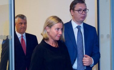 Rashiti: SHBA-ja dhe BE-ja presin që deri në prill të ketë një marrëveshje Kosovë-Serbi