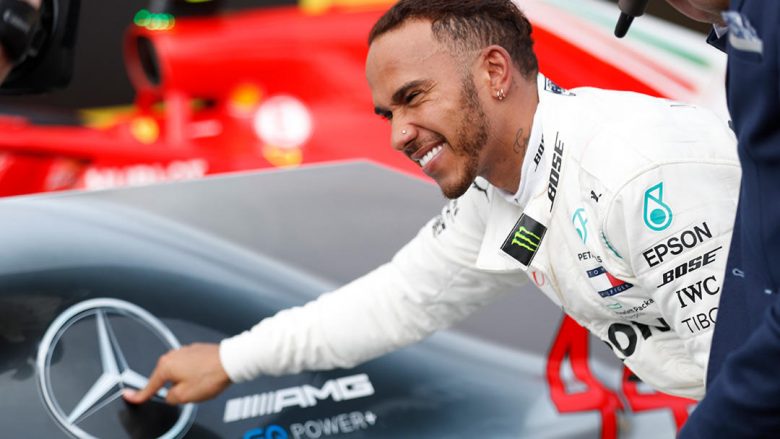 Hamilton zgjat bashkëpunimin edhe për dy vjet me Mercedesin