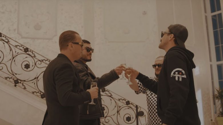 Skivi dhe Blero protagonistë në klipin e këngës “Du me dit” të Gadaf dhe Mercy