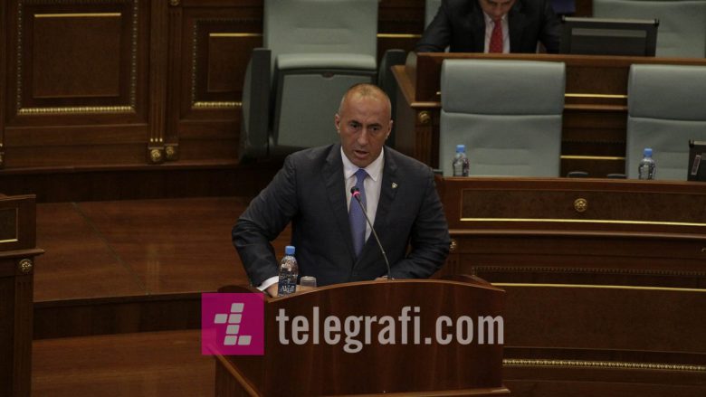 Haradinaj, deputetëve: Nëse jeni kundër pagesës së 53 milionëve, hartojeni një rezolutë dhe shkojmë në Arbitrazh