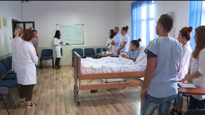 Bëhen mjekë në shkolla shqiptare, ikin të punojnë në Gjermani