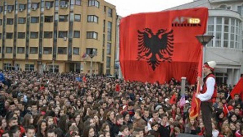 Shqiptarët e Luginës kërkojnë të përfshihen në dialogun Kosovë-Serbi