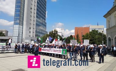Minatorët e Trepçës me protesta kërkojnë të drejtat e tyre