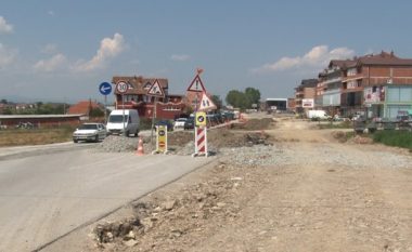 Zvarritja e punimeve në zgjerimin e rrugës Prishtinë-Podujevë, shkakton pritje dhe kolona të gjata