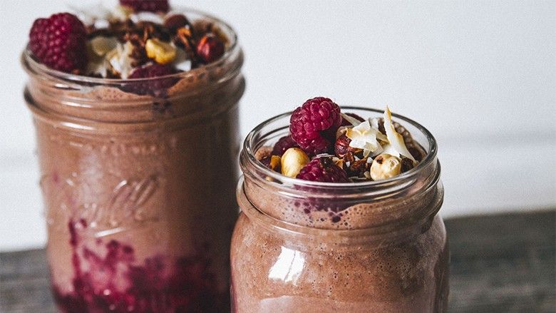 Recetë e shkëlqyeshme Smoothie me mjedra dhe frutat arrore Telegrafi