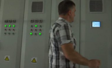 Fabrika e ujit në Vushtrri vuan mungesën e rrymës për 46 orë brenda një muaji (Video)