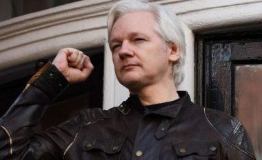 Londra dhe Ekuadori në bisedime për fatin e themeluesit të WikiLeaks