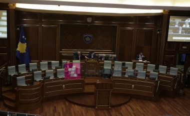 Kryeparlamentari Veseli propozon orar për seanca