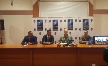 Admirali Foggo nuk komenton për dialogun Kosovë-Serbi, thotë se KFOR-i do të jetë në shërbim të sigurisë   