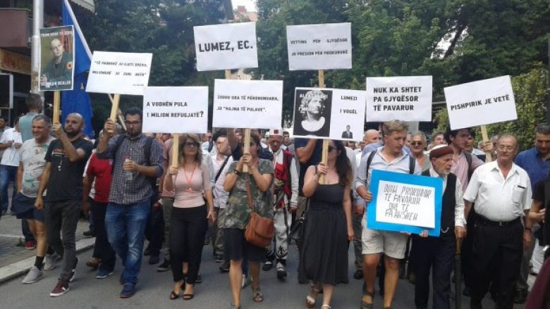 Qytetarët sot protestojnë për shkarkimin e kryeprokurorit Lumezi