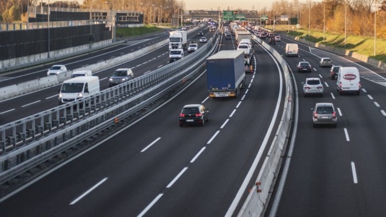 Fillon projektimi i “Autostradës së Dukagjinit”